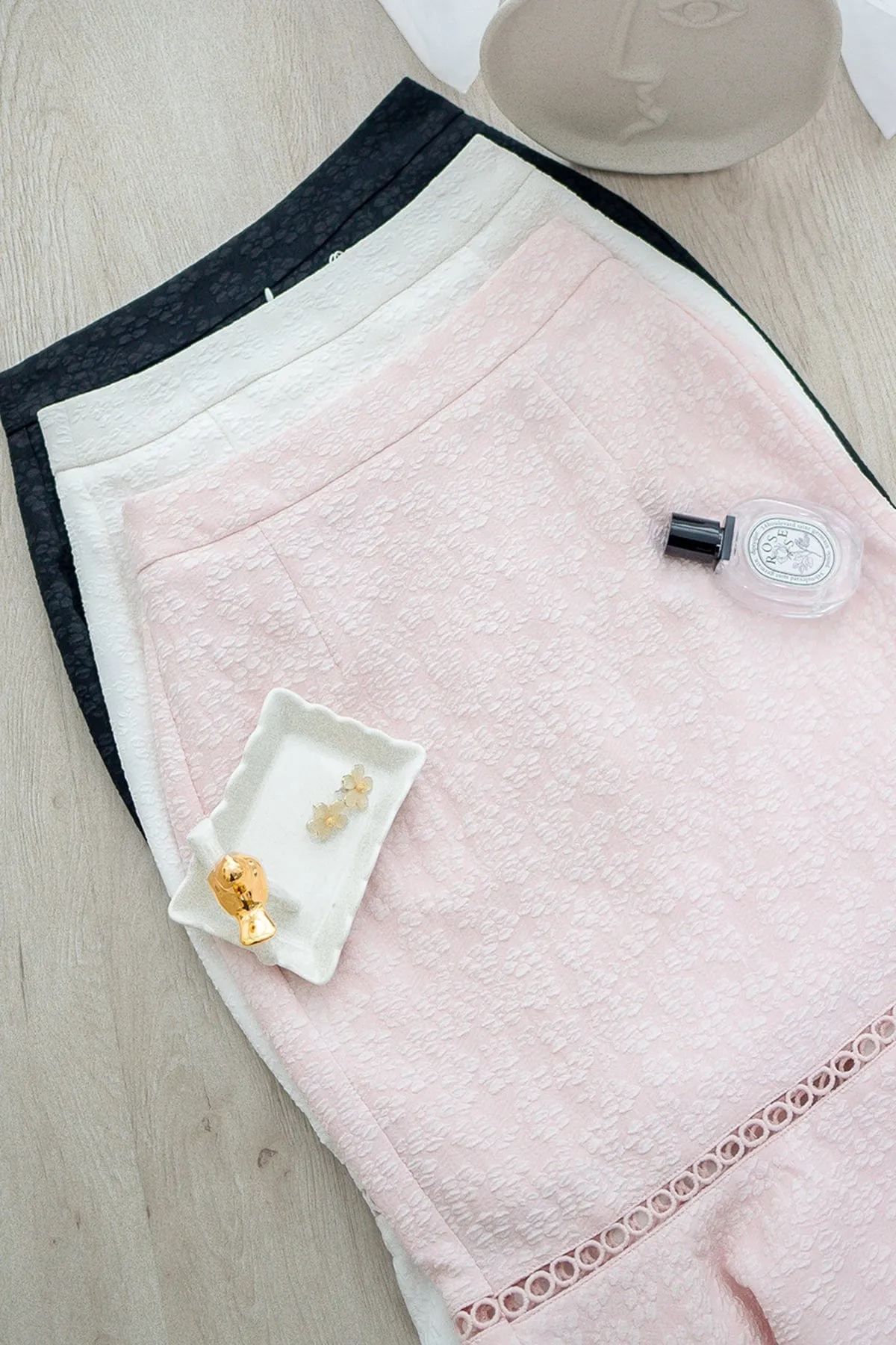 BERLINA EMBOSSED SKIRT IN PINK