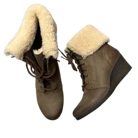 Boots Ankle Heels By Ugg In Brown, Size: 12