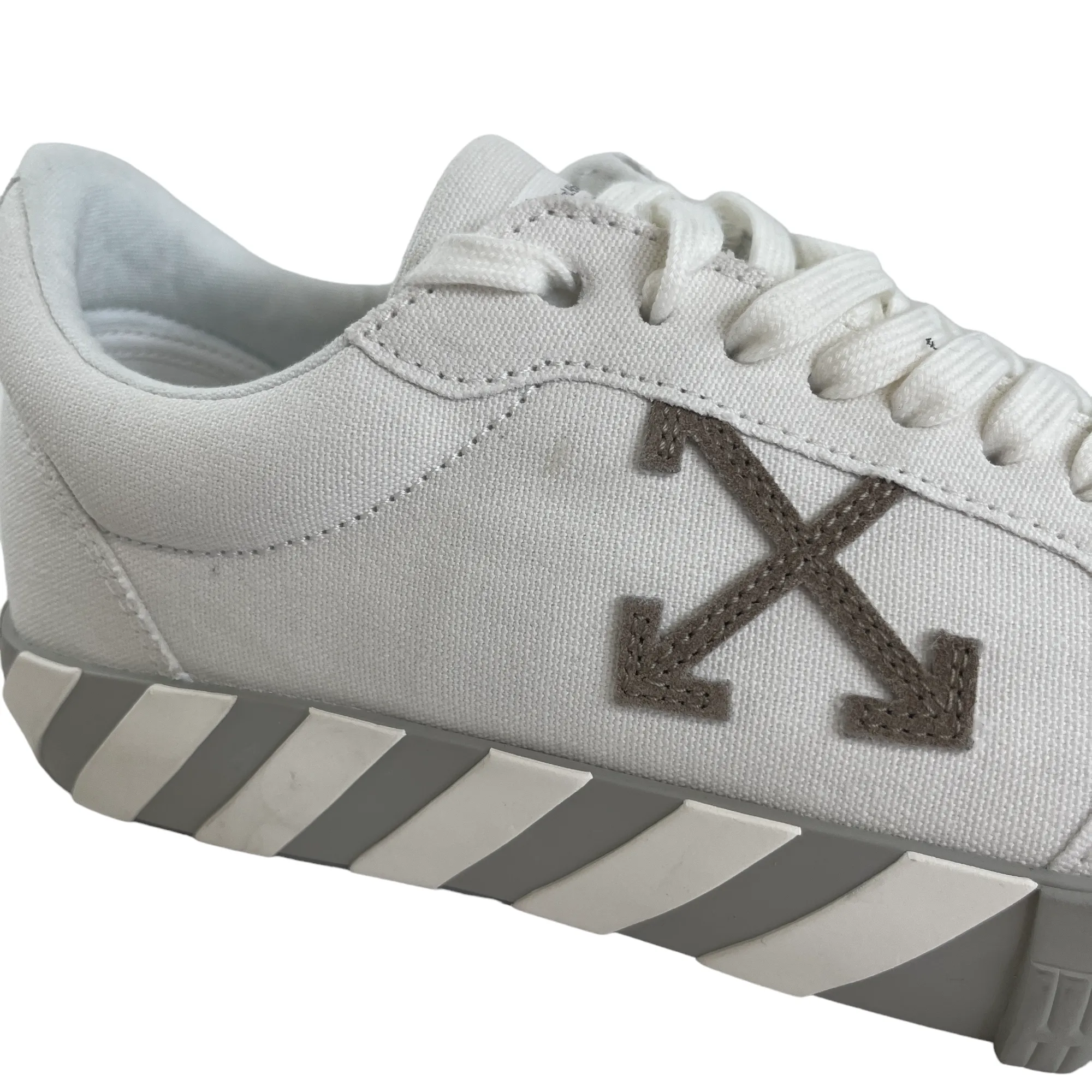 Men's Vulcanised Low Trainers White Size EU 43 / UK 9