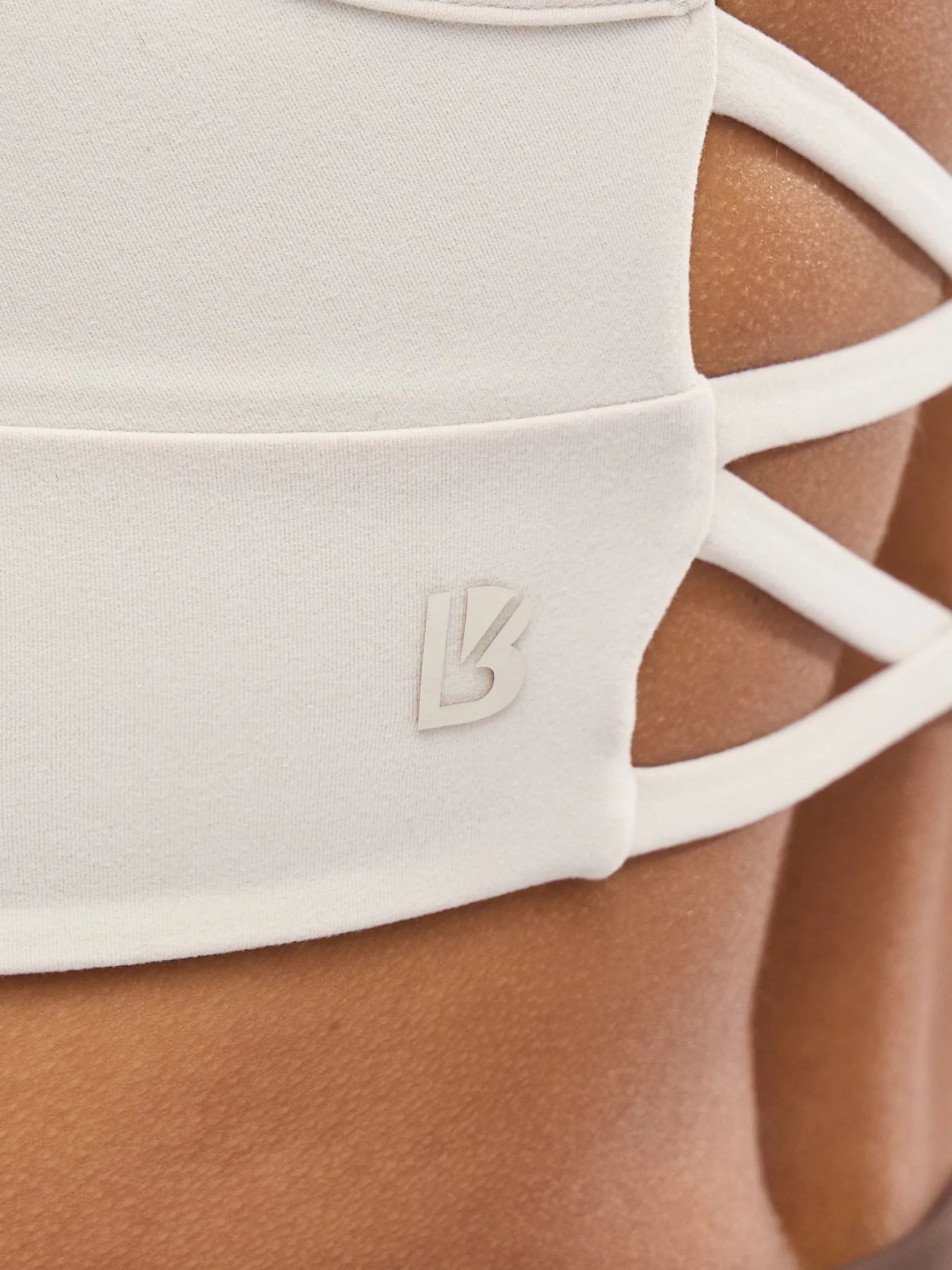 Reversible Nubre Crop - Bone and Cold Brew